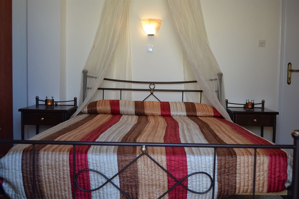 Alizea Villas & Suites Fira  Luaran gambar